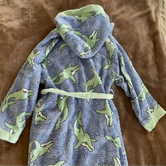 Kids Shark Print Hooded Robe - Blue and Green Dolphins with Pockets Size 6 - Picture 9 of 12